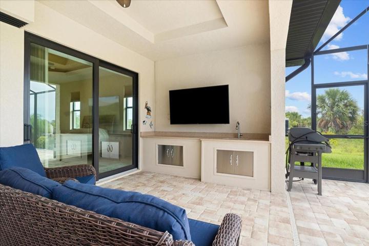 Outdoor Kitchen