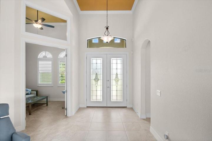 Entry/Foyer