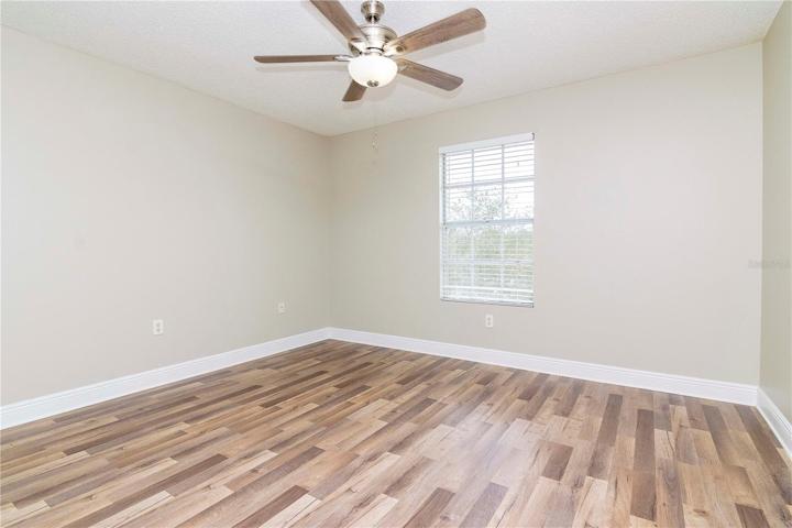 Master Bedroom w/ Walk-in Closet