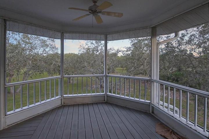 Second floor screened-in lanai