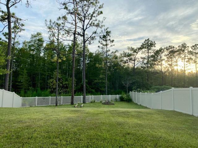 Picture YOURSELF,...YOUR FAMILY,..and even ROVER,.... enjoying this AWESOME SUNSET, from the enjoyment of your private backyard setting.