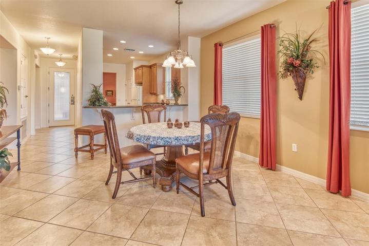 dining room set included