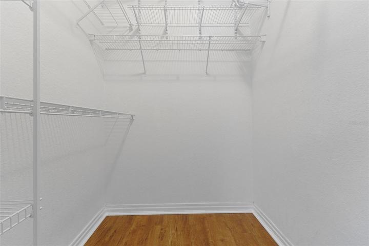 Walk-in Closet