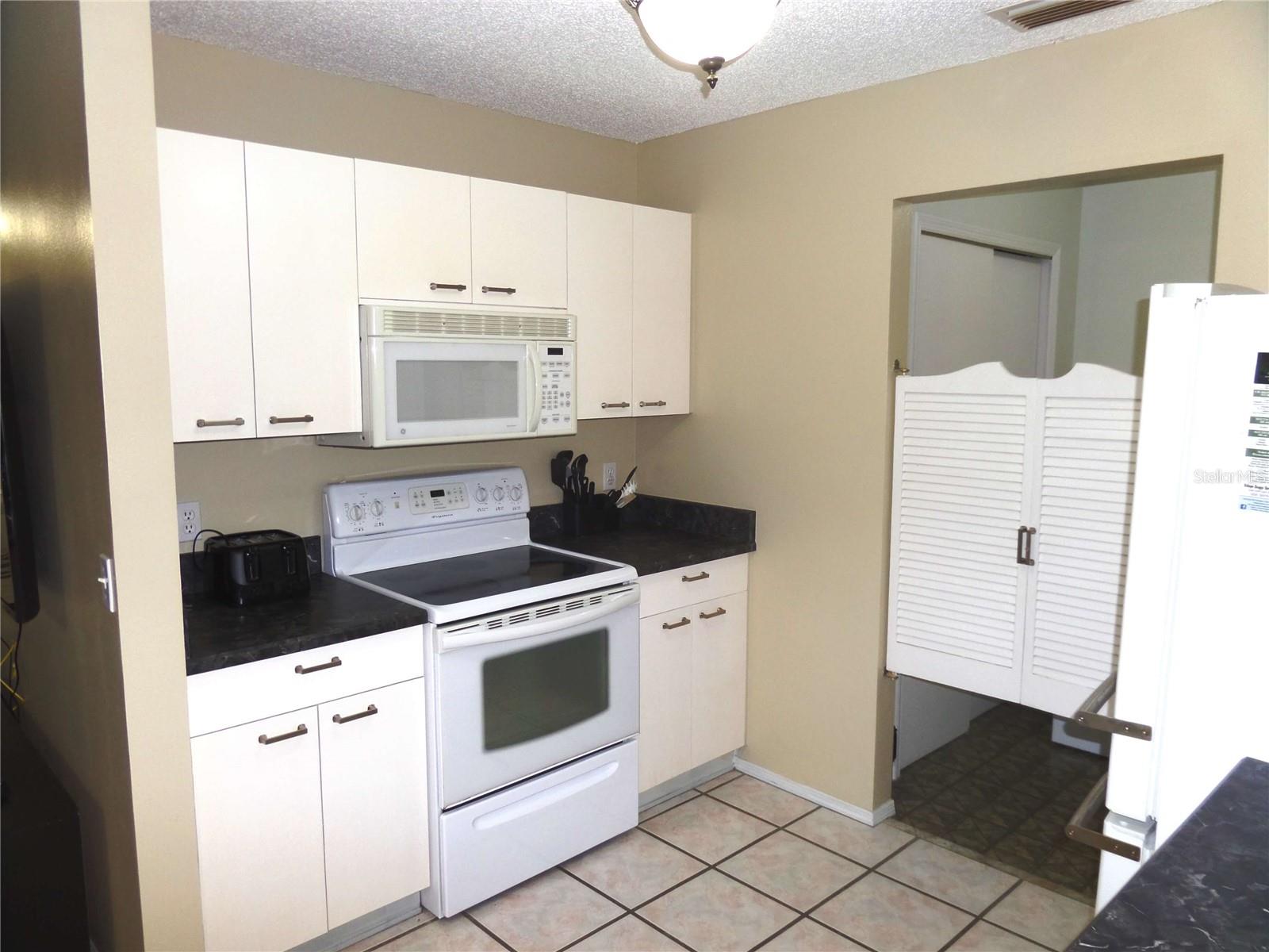 267 Montoya Drive, The Villages, Florida 32159, 2 Bedrooms Bedrooms, ,2 BathroomsBathrooms,Residential,For Sale,MONTOYA,O6131815