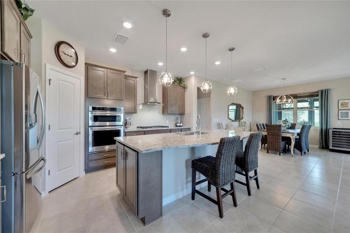 gourmet kitchen