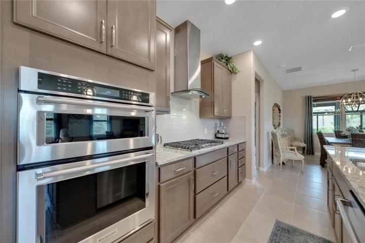 gourmet kitchen