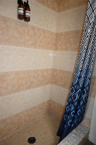 Studio Shower