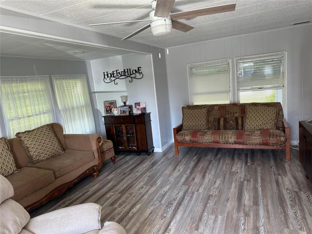 FLORIDA ROOM