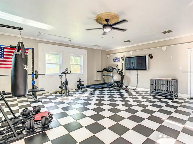 Home Gym, Central Air separate thermostat