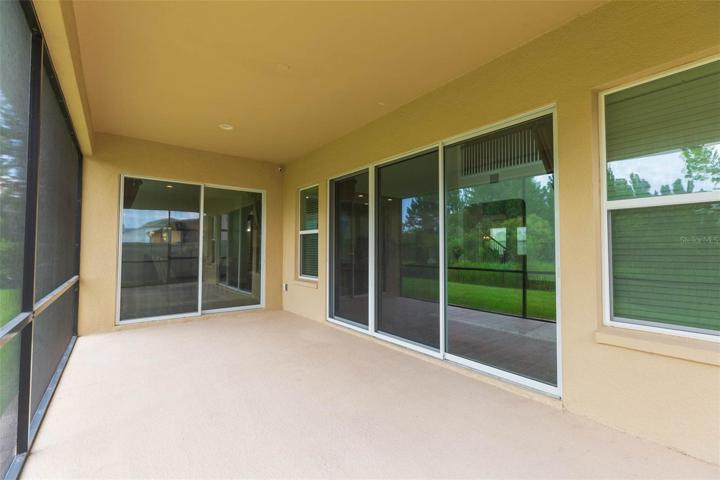 screened in back lanai