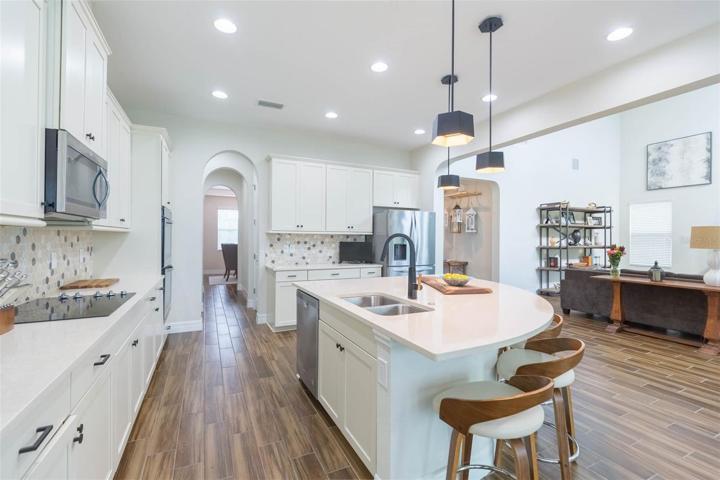Beautiful kitchen with HUGE island