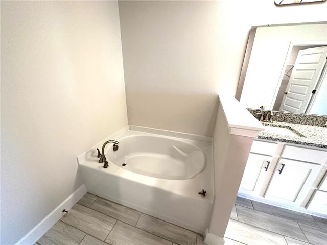 Sample Home - Owners Tub