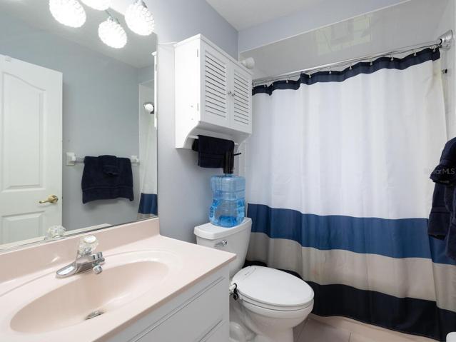 2nd bathroom