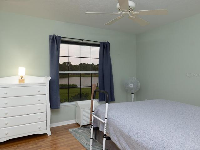 2nd bedroom with lake view