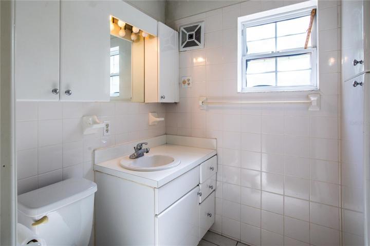 Secondary Bath