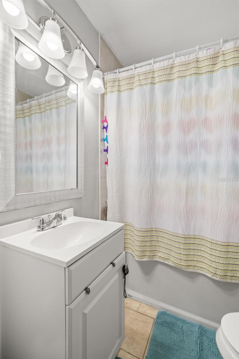 8506 N Branch Avenue, Tampa, Florida 33604, 2 Bedrooms Bedrooms, ,1 BathroomBathrooms,Residential,For Sale,BRANCH,T3464143