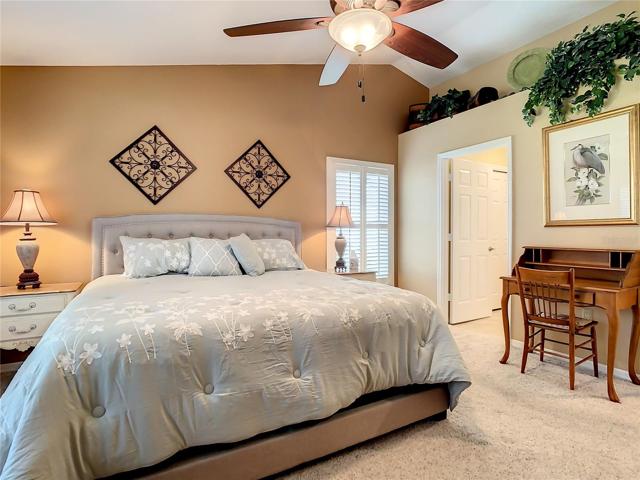 Door at the back right leads to 2 closets and the en-suite bathroom