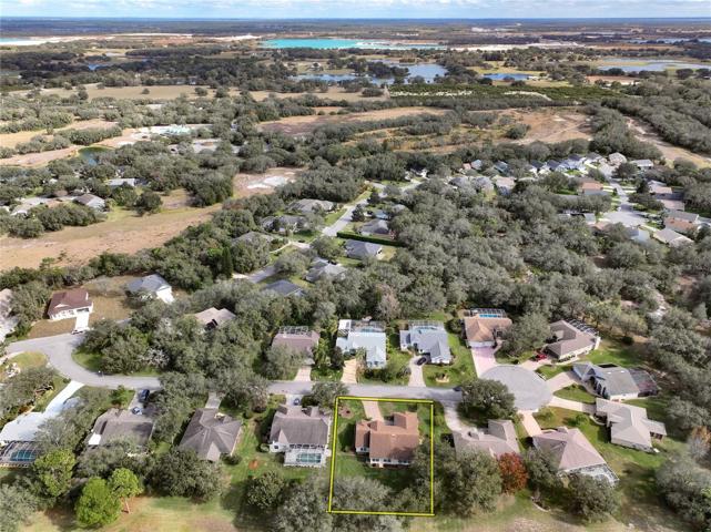Lot is located on a quiet street and close to the cul-de-sac.