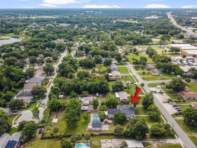 Enjoy the proximity to Wekiwa Springs State Park, Kelly Park and Lake Apopka, where you can immerse yourself in the beauty of Florida's natural wonders!
