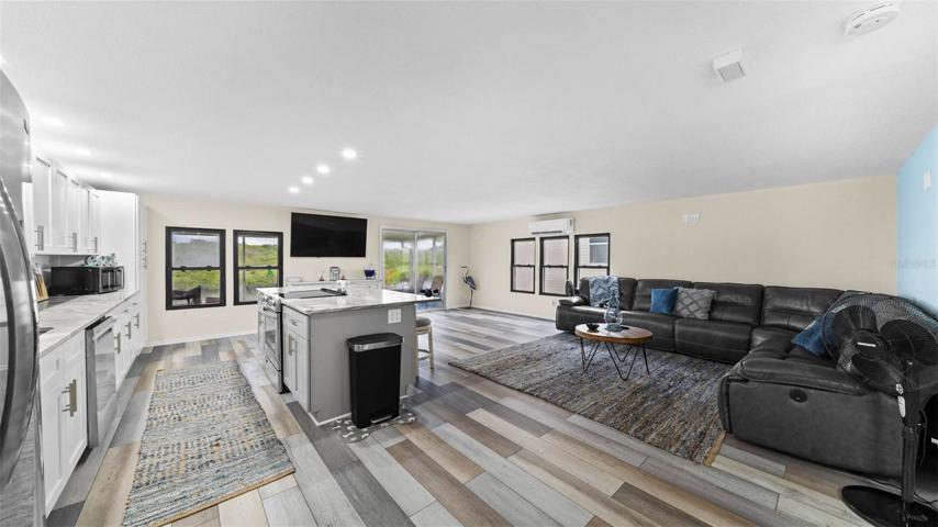 Stunning wide open kitchen and livingroom