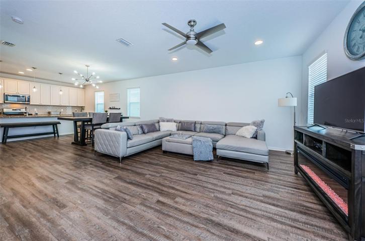Family Room/ Kitchen Combo