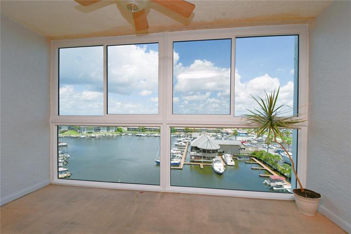 Prepare to be captivated by the breathtaking views of the canal and marina that await you when you open the doors.