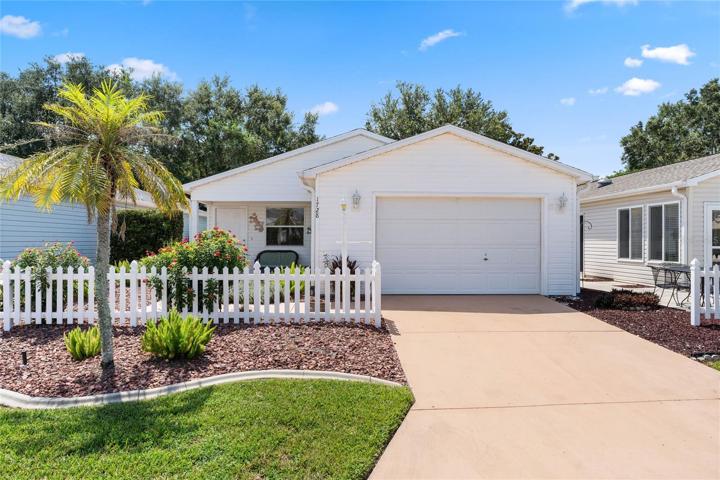 1728 Morelos Rd. less than 10 minutes by golf cart to BOTH Spanish Springs AND Lake Sumter Landing!