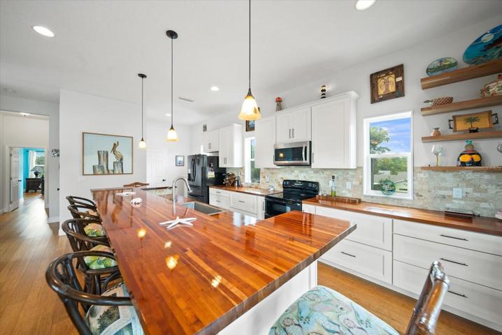 Kitchen Island dining