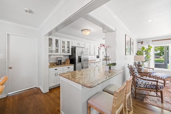 Breakfast Bar