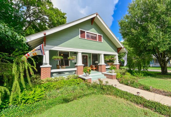 Historical Bungalow in Seminole Heights