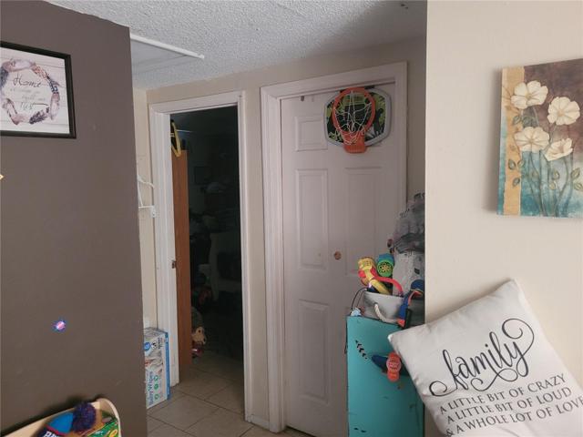 Back unit to bedrooms