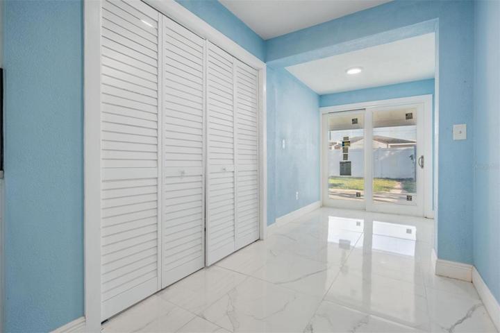 Laundry Closet & Flex Space