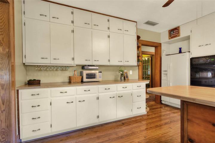 Lots of Cabinets