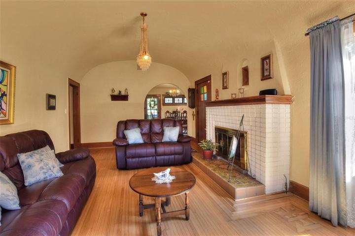 Living Room View to Dining