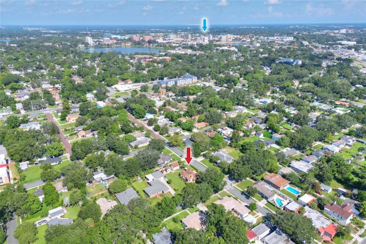 Lake Morton and Downtown Lakeland in the Background