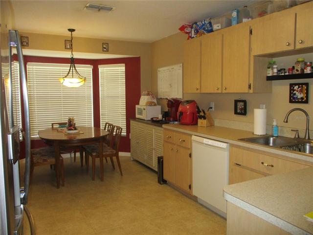 With bay window, eat in kitchen