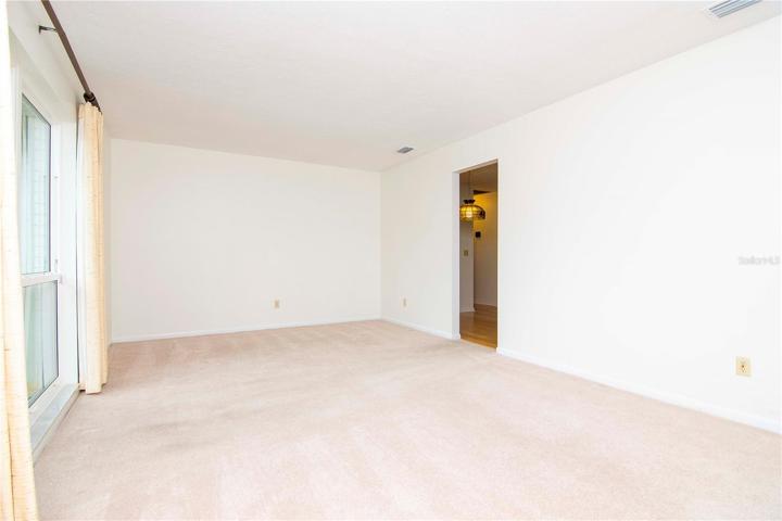 Den Area