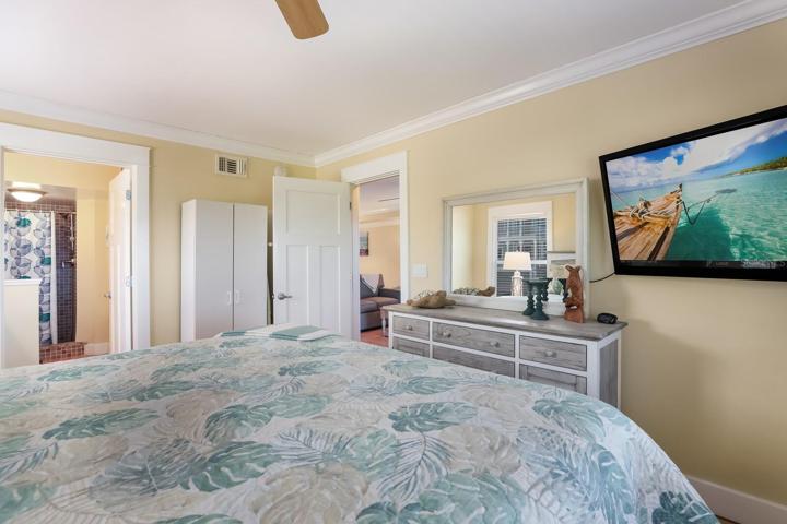 Primary bedroom with en suite bathroom