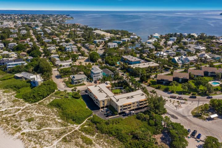 Central location on Anna Maria Island!