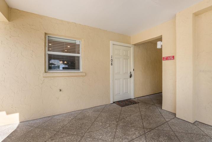 Building elevator only steps to the front door - stairs too