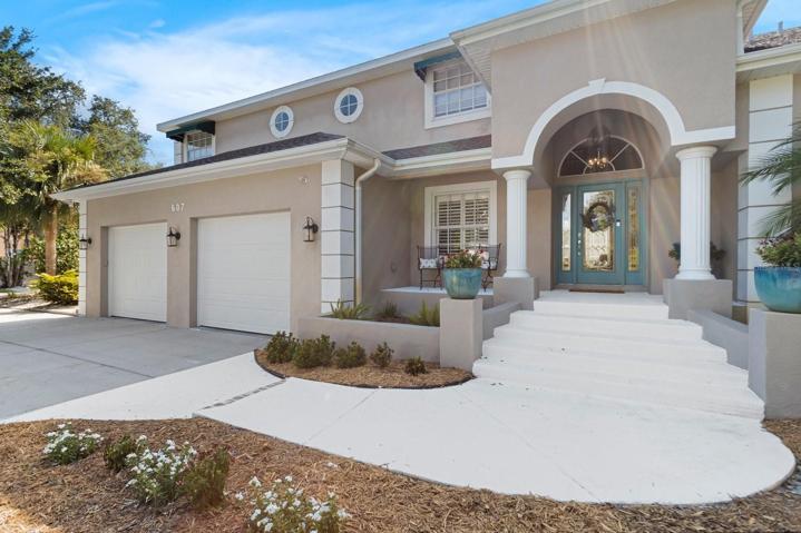 Gorgeous contemporary home built in 2002.