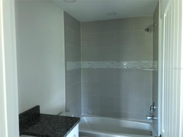 jack & jill bath