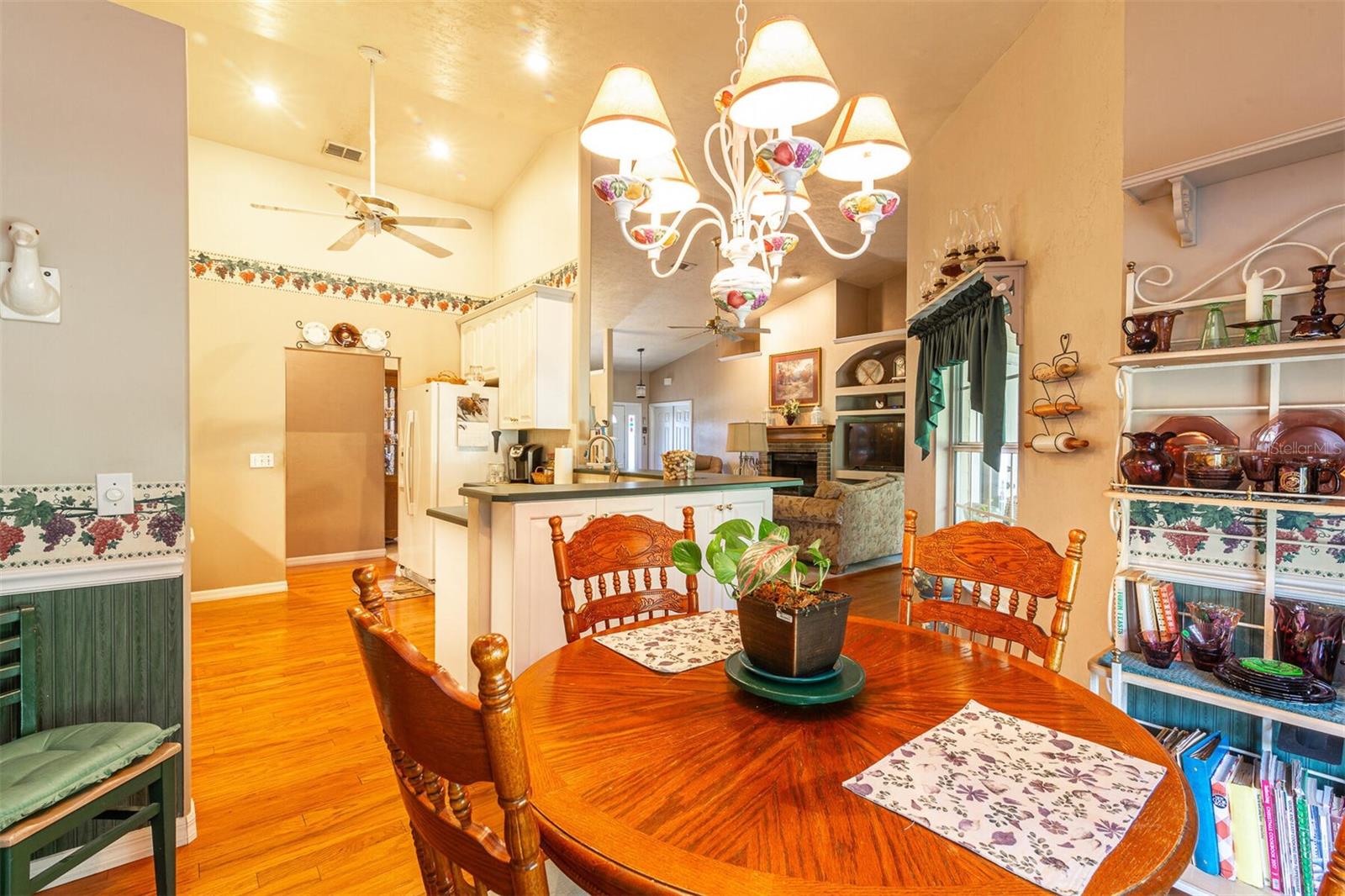 Breakfast Room