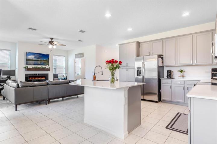 Kitchen - Living Room Combo