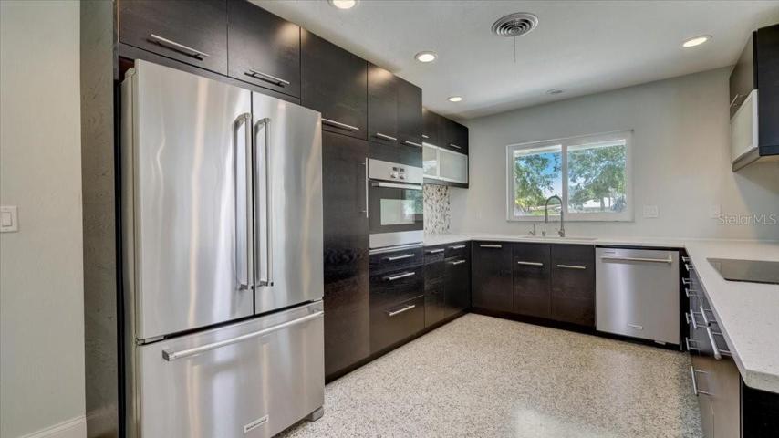 Modern Kitchen
