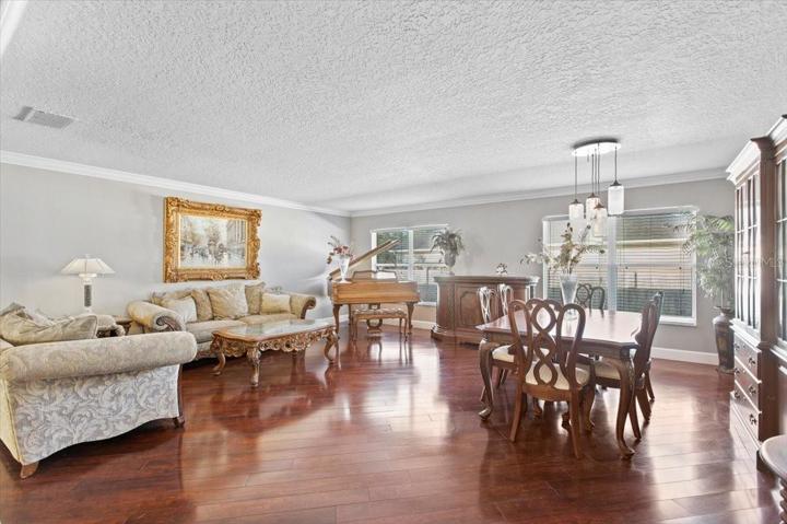 Living/Dining Room