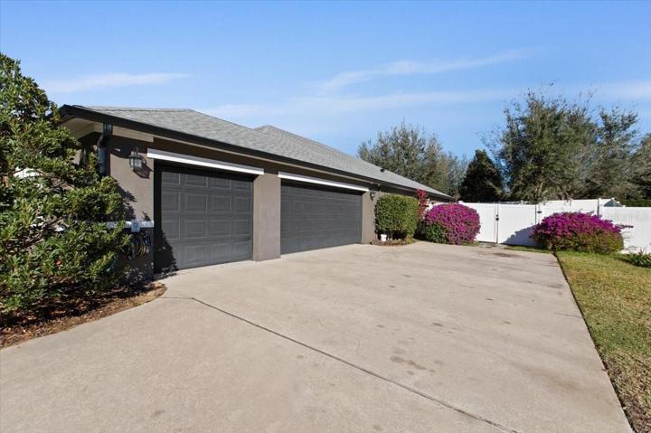 3-Car Garage