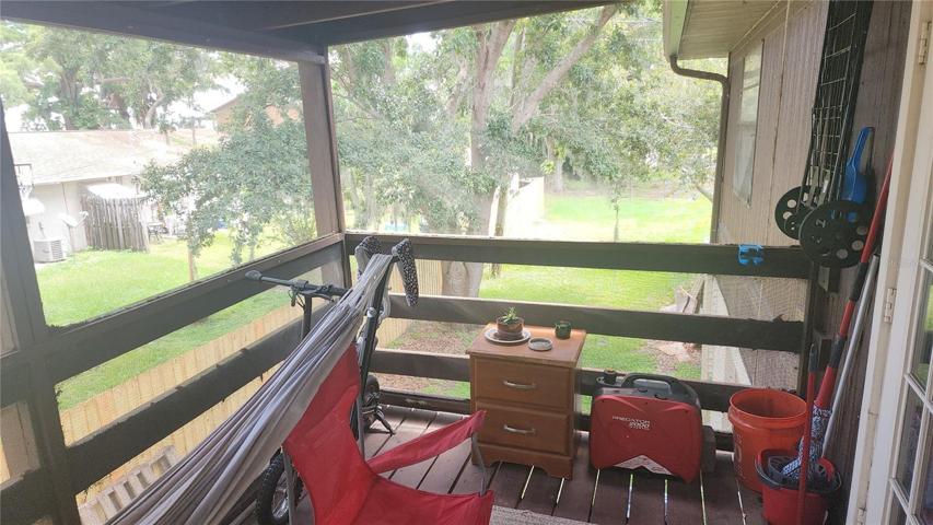 Unit 19: Screened porch
