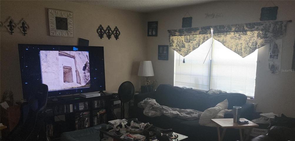 Unit 13: Living room