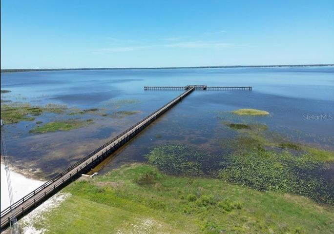 Fishing pier